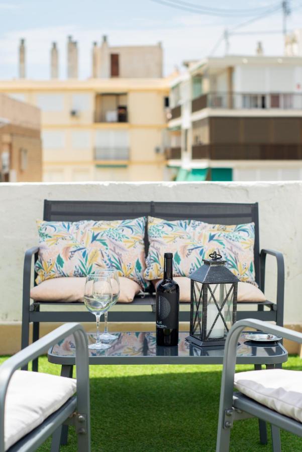 Atico Frente Al Mar 2 Terrazas Barbacoa Y Parking Sujeto A Disponibilidad Apartment El Campello Exterior photo