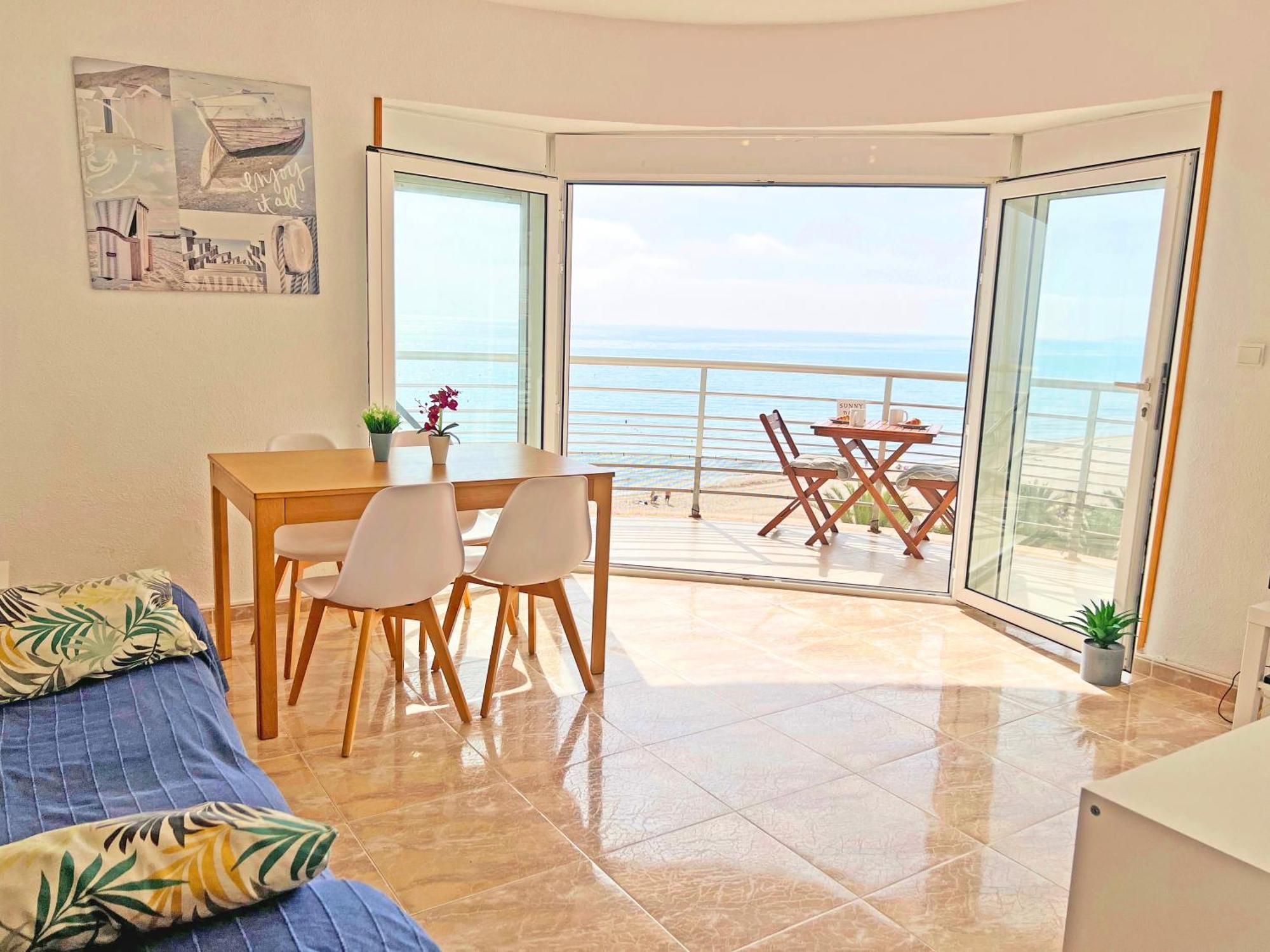 Atico Frente Al Mar 2 Terrazas Barbacoa Y Parking Sujeto A Disponibilidad Apartment El Campello Exterior photo