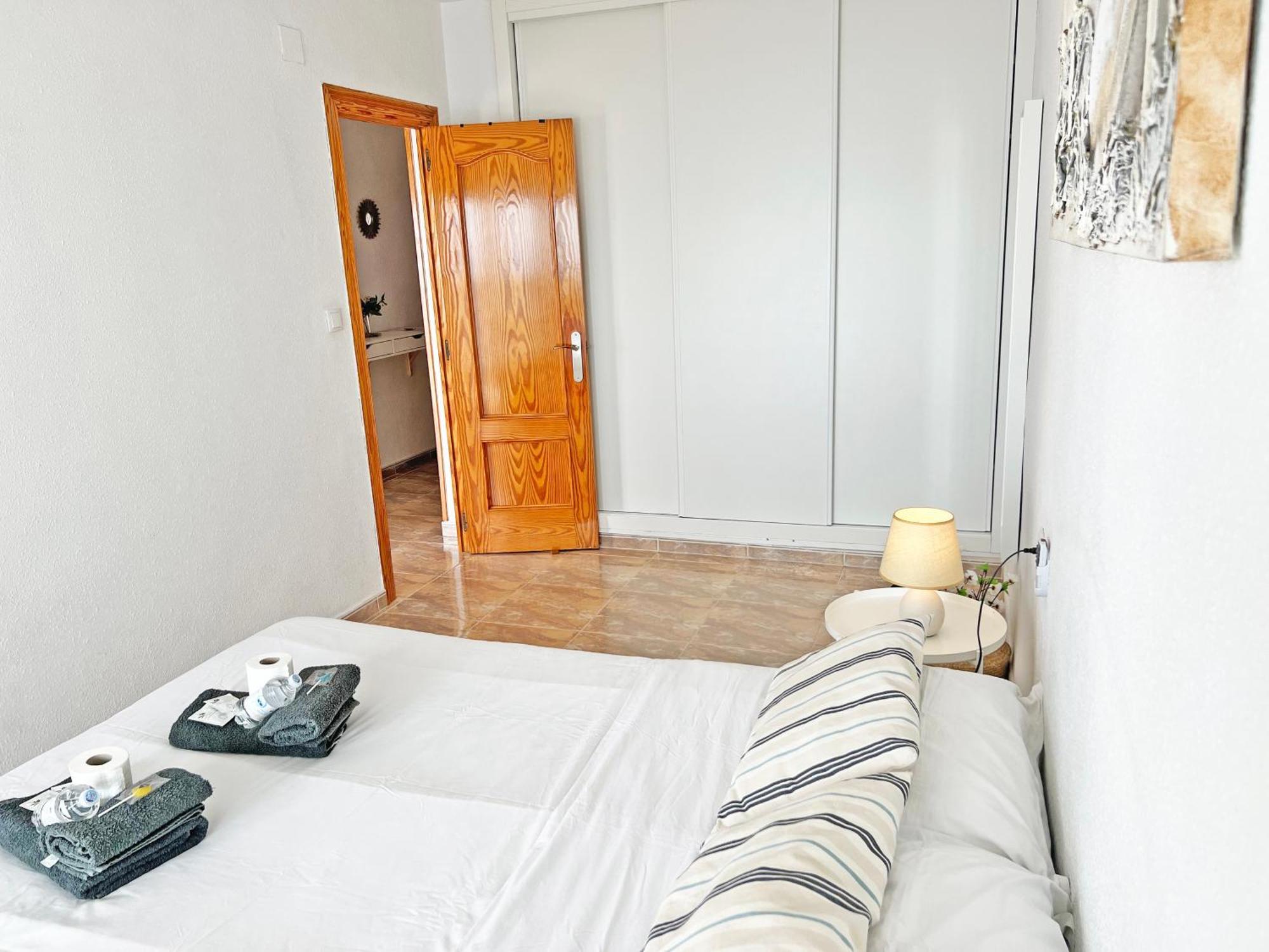 Atico Frente Al Mar 2 Terrazas Barbacoa Y Parking Sujeto A Disponibilidad Apartment El Campello Exterior photo