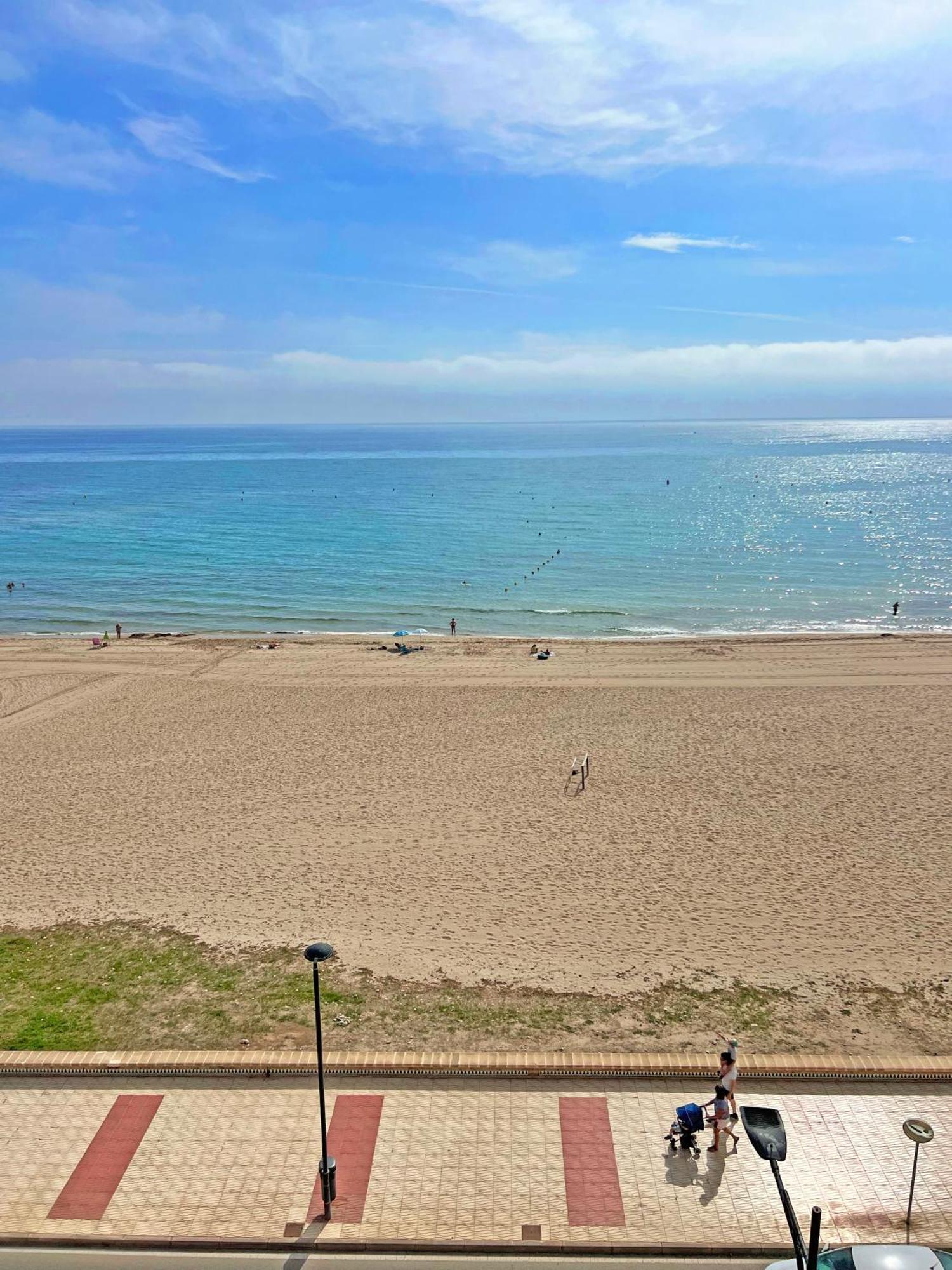 Atico Frente Al Mar 2 Terrazas Barbacoa Y Parking Sujeto A Disponibilidad Apartment El Campello Exterior photo